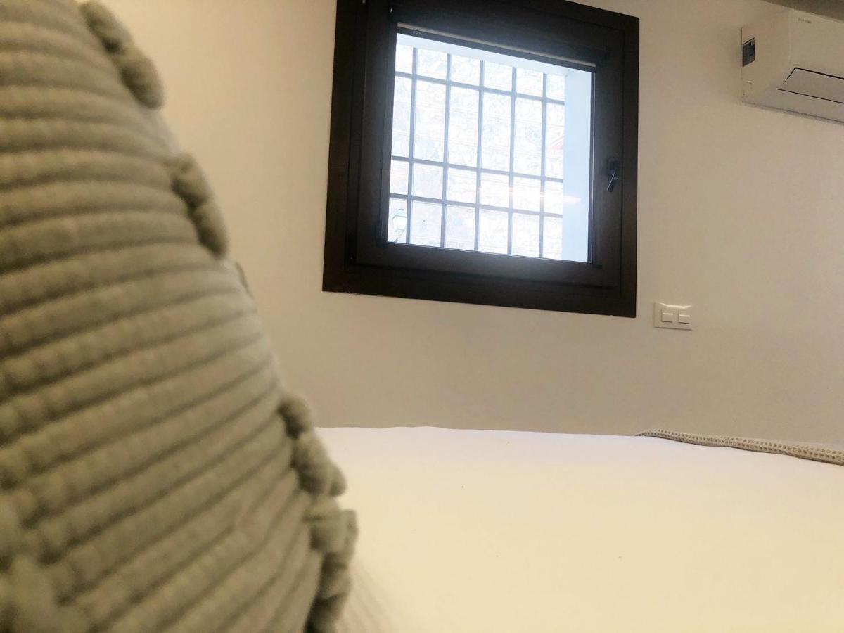 Plaza Adarve Toledo Apartment Luaran gambar